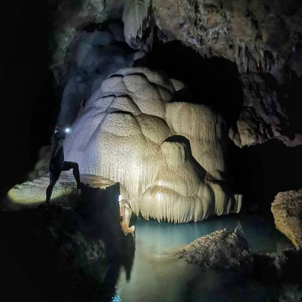 Bagumbungan Cave